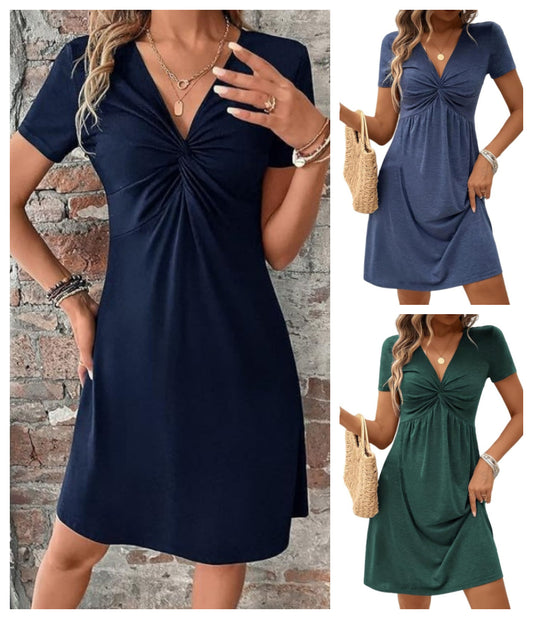 👗 V-kivágású, ujjatlan női ruha