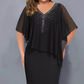 👗Strasszos V-nyakú Cape ruha sifon borítással