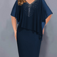 👗Strasszos V-nyakú Cape ruha sifon borítással