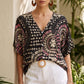 49% KEDVEZMÉNY ⭐👚 Boho Mintás Denevérujjú Felső – Folyékony V-nyak & Könnyed Bohém Stílus